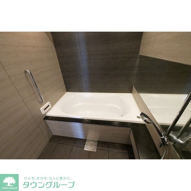 コンフォリア新宿イーストサイドタワーの風呂写真