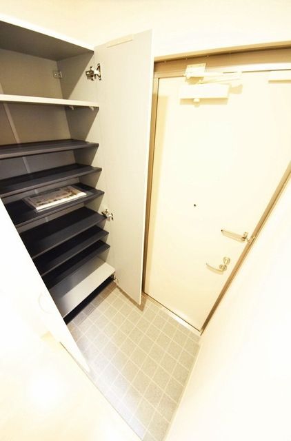 玄関　★靴もたくさん収納できます★