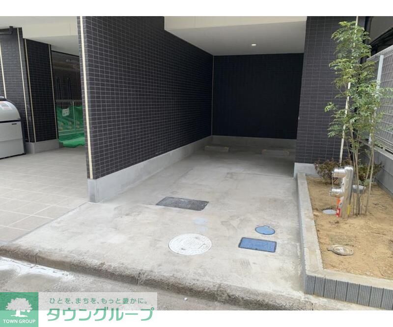 エントランス　★お部屋探しは株式会社タウンハウジング東京まで★