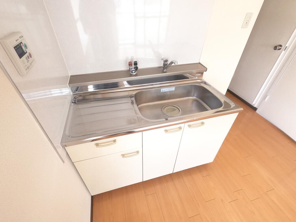 キッチン　自炊をされる方には嬉しいガスコンロ設置タイプ