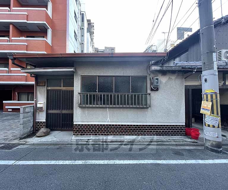 藤西町醒ケ井通家屋の建物外観