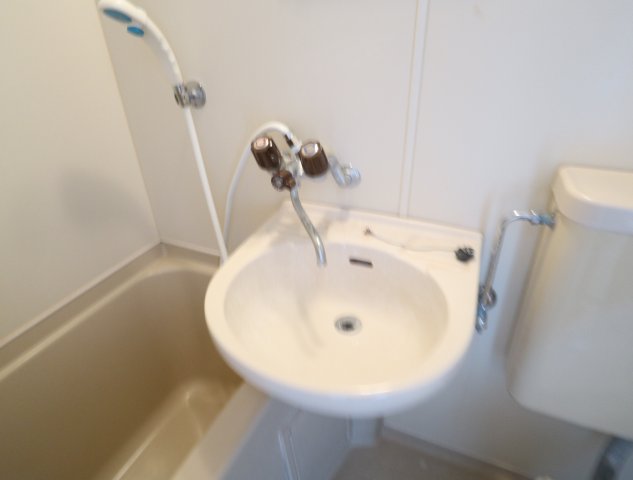 洗面設備　ゆったり過ごせるお風呂です