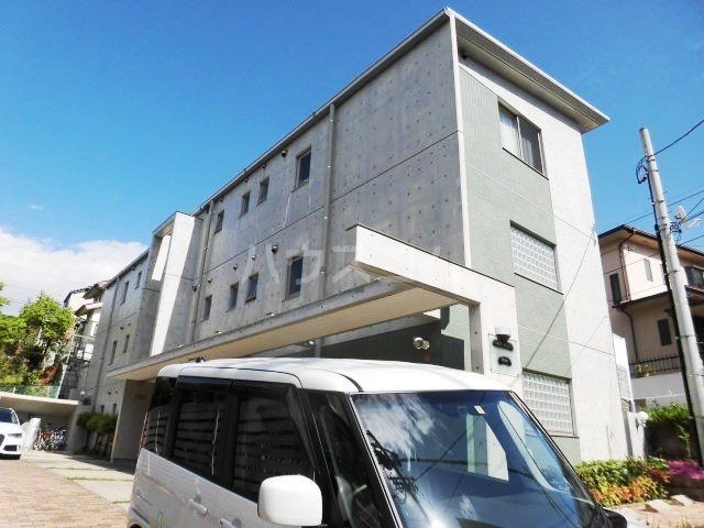 名古屋市千種区東山元町のマンションの建物外観