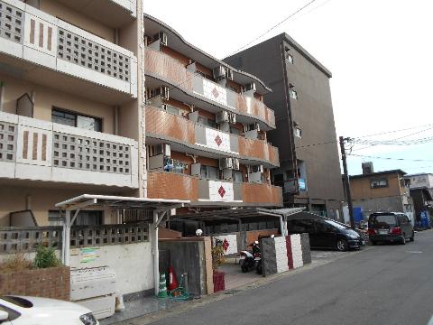 京都市伏見区向島中島町のマンションの建物外観