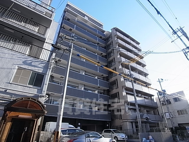 ジアコスモ神戸三宮の建物外観