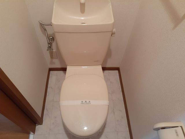 【鯖江市糺町のアパートのトイレ】