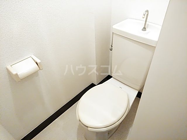 【川崎市高津区下野毛のマンションのトイレ】