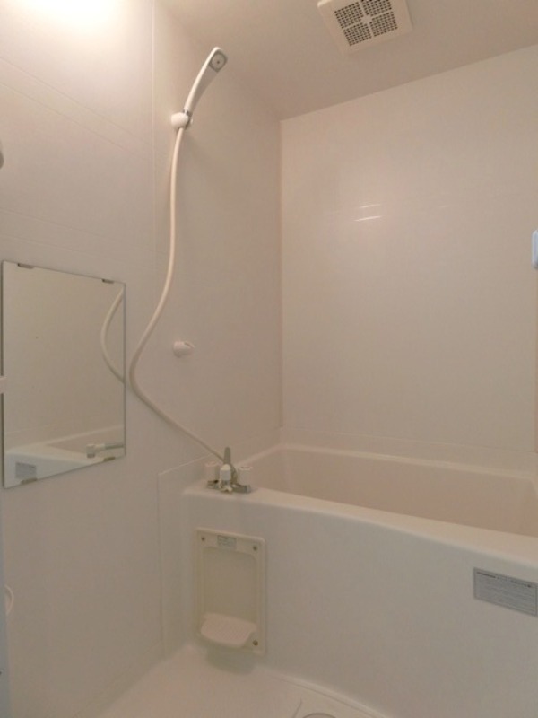 バス・シャワールーム　図面と現状に相違がある場合には現状を優先