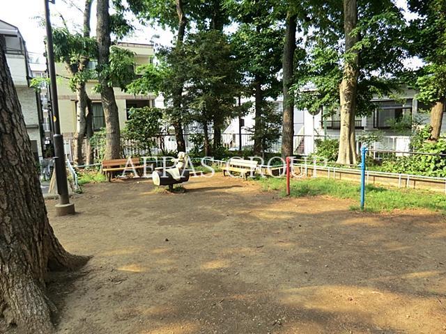 【サンヒルズ松原の公園】