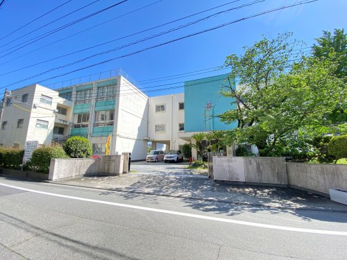 スペリア桑名二番館１０４号の小学校