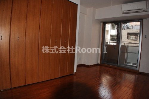 その他部屋・スペース　落ち着いて過ごせるお部屋なので、寝室にいかがでしょうか