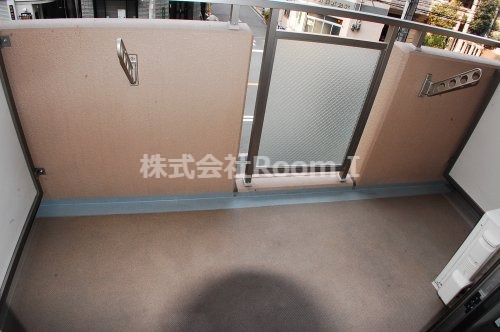 バルコニー　バルコニーがあります