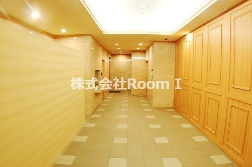 ロビー　建物の内部です