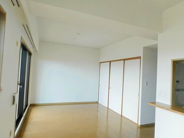 居室・リビング　リビング