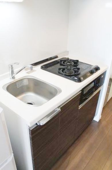 キッチン　家具家電付きセットアップ賃貸