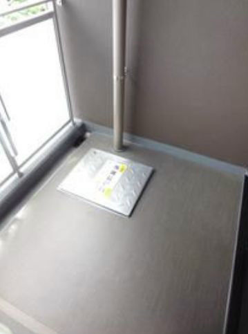 バルコニー　家具家電付きセットアップ賃貸