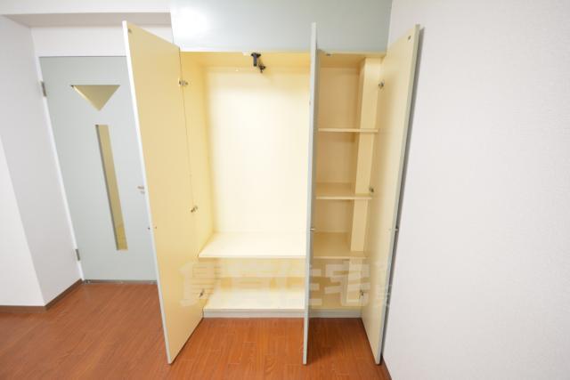 収納　クローゼット