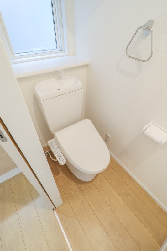 トイレ　図面と現状に相違がある場合には現状を優先