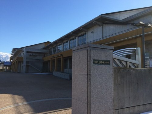 小学校　桜井小学校（小学校）まで1393m