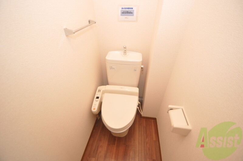 トイレ　清潔感のある爽やかなトイレ。誰もがリラックスできる空間です。