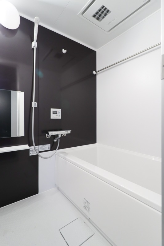 バス・シャワールーム　図面と現状に相違がある場合には現状を優先