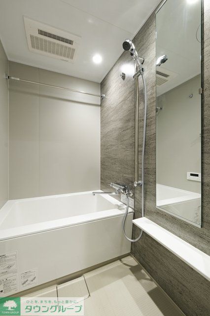 バス・シャワールーム　バス