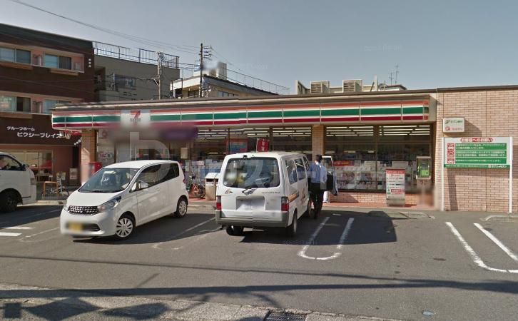 コンビニ　セブンイレブン千葉白旗店（コンビニ）まで570m