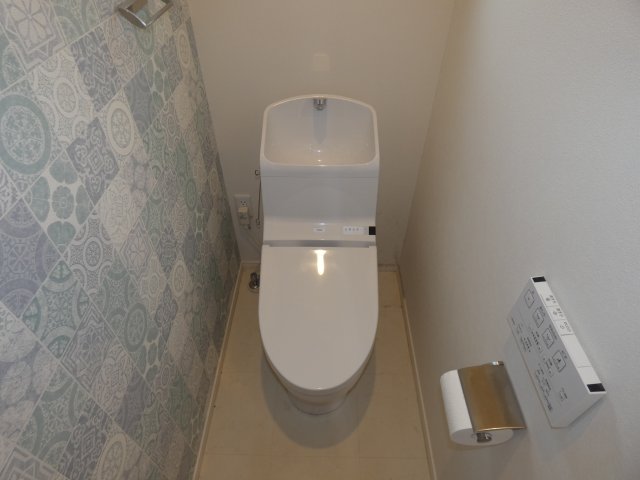 トイレ　落ち着いたトイレです