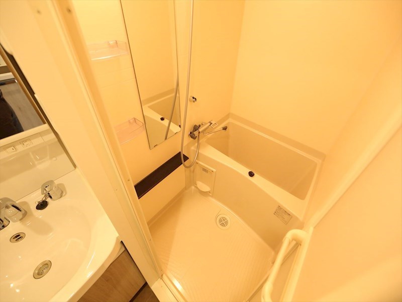 バス・シャワールーム　バスルーム　浴室暖房乾燥機付き　同仕様写真