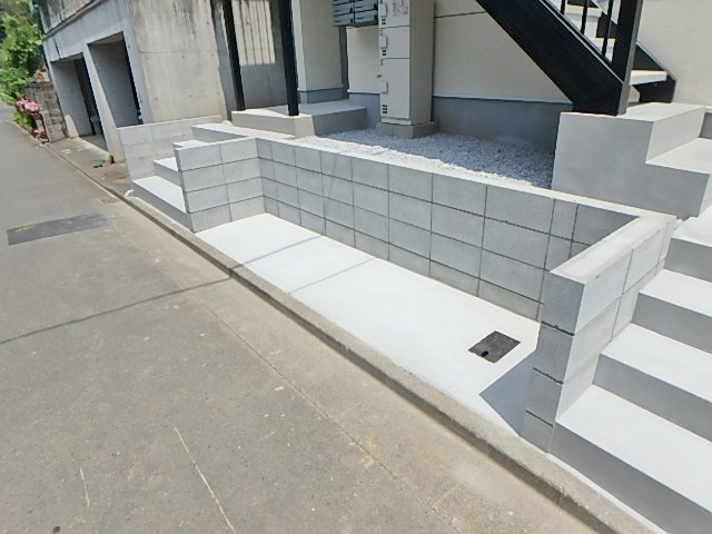 ロビー　昨年建てられた同じ施工の参考写真です。