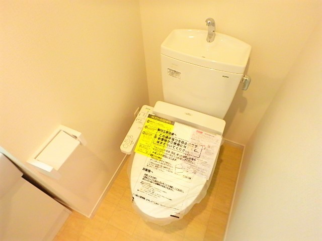 トイレ　昨年建てられた同じ施工の参考写真です。