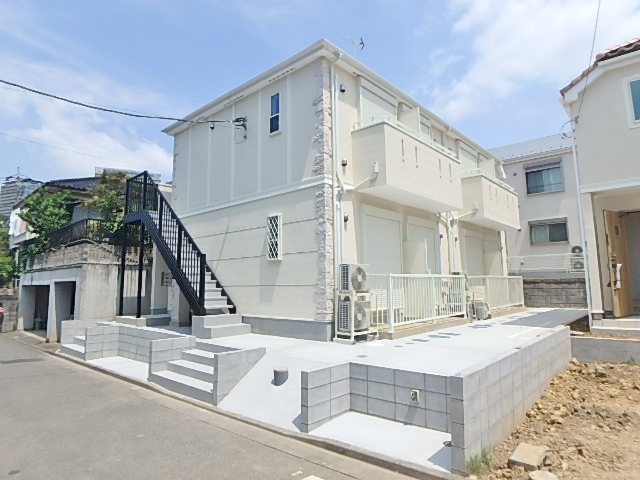 建物外観　昨年建てられた同じ施工の参考写真です。