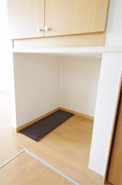 その他部屋・スペース　ペットコーナー反転間取