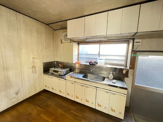 キッチン　※ガスコンロはサービス品