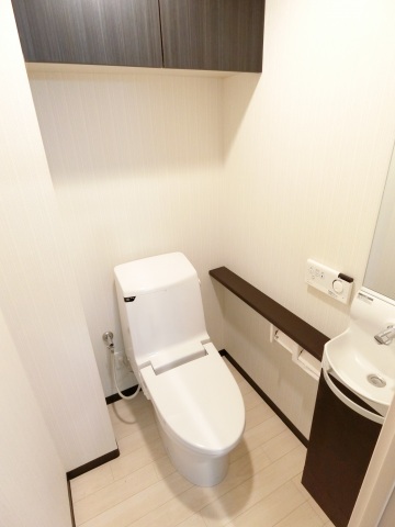 トイレ　ウォシュレット