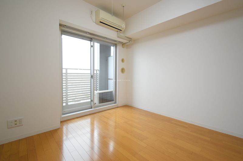 居室・リビング　２面採光