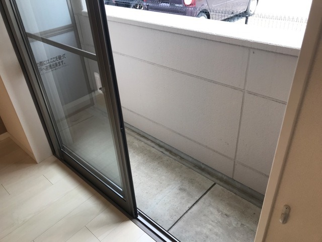 バルコニー　☆嬉しい室内物干つき☆