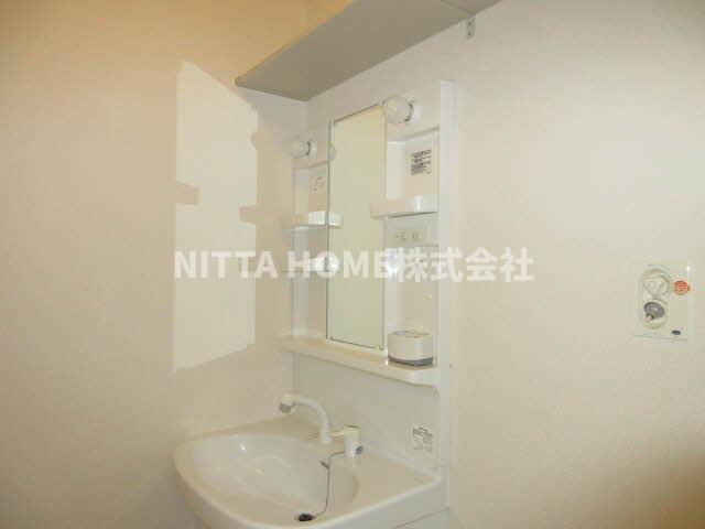 洗面設備　独立洗髪洗面台です◇