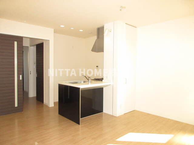 居室・リビング　１２帖のリビングルーム＊