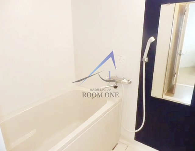 バス・シャワールーム　お風呂です。