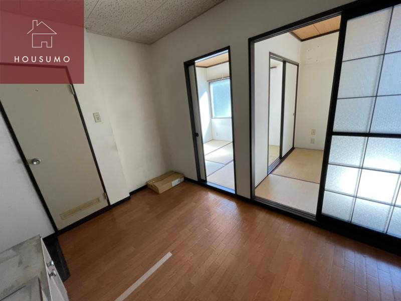 居室・リビング　ゆったり過ごせる居間です