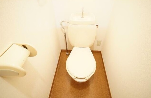 トイレ　お写真は同タイプです