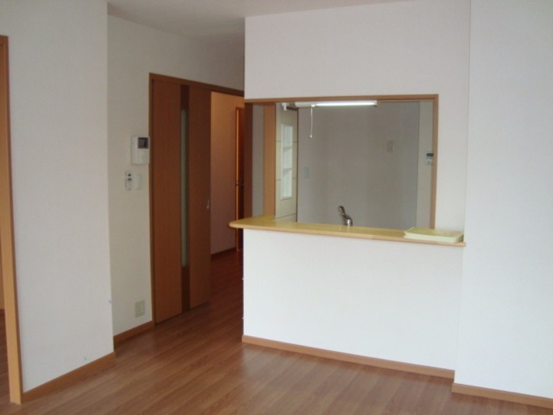 居室・リビング　図面と現状に相違がある場合には現状を優先