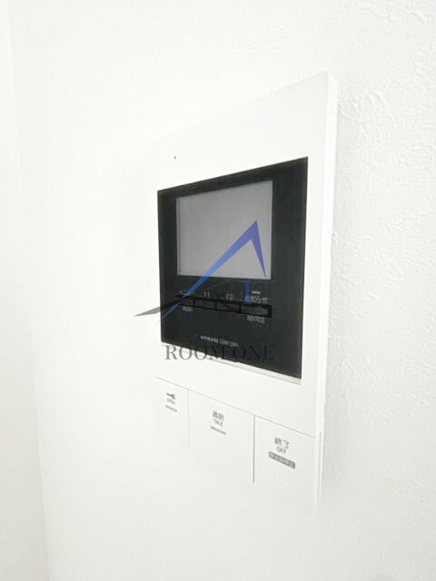 セキュリティ　モニター付きインターホンです。