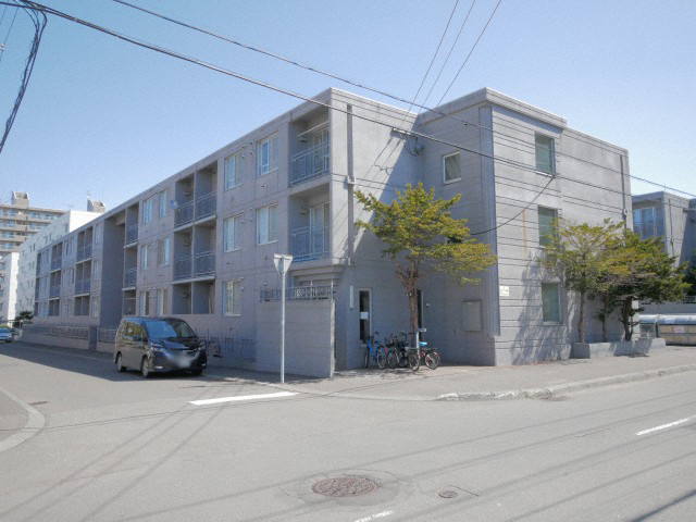 建物外観　☆ＪＲ函館本線白石駅まで徒歩4分！