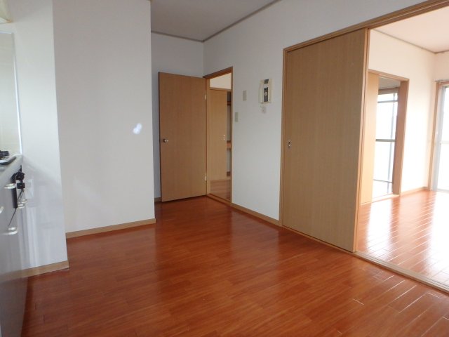 居室・リビング　他のお部屋の参考写真となります。