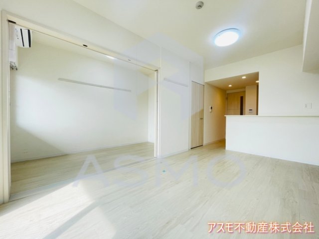 居室・リビング　同マンション別部屋　参考写真