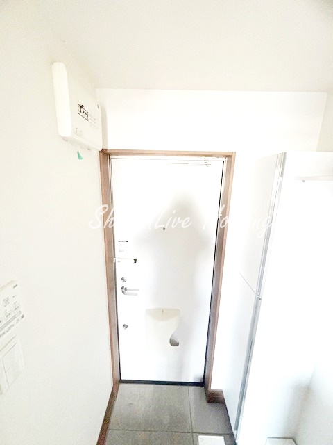 玄関　シューズボックス付きの玄関♪