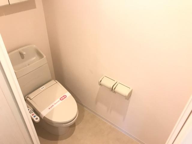 トイレ　トイレ