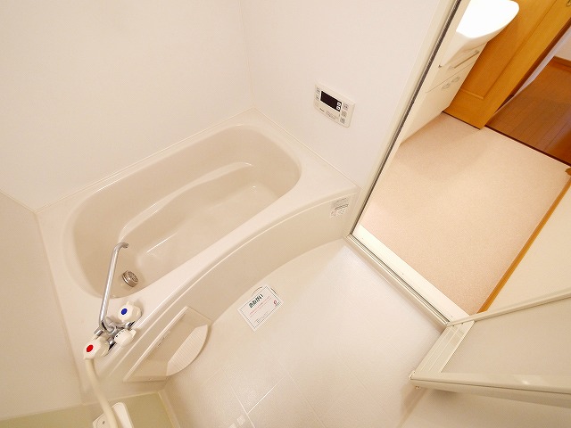 バス・シャワールーム　日々の疲れを癒すお風呂付です